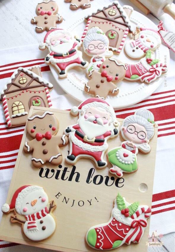 Christmas Stocking Cookie Cutter, Stocking with Holly and Candy Cane Cookie Cutter, Stuffed Stocking Cookie Cutter